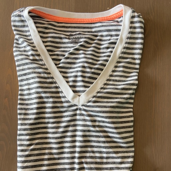 Striped tee - Picture 2 of 3